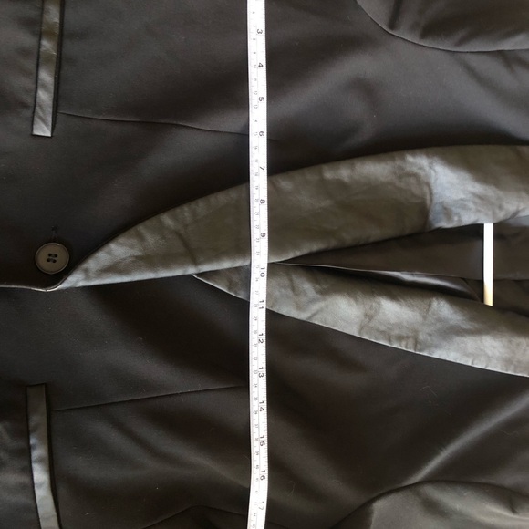 Black Blazer - Picture 6 of 6